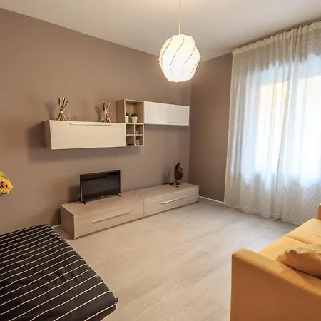 Apartment Finemente Ristrutturato Varazze