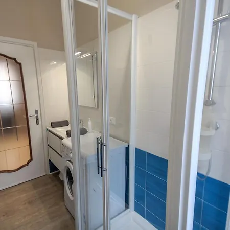 Apartment Finemente Ristrutturato Varazze